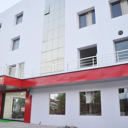 Hotel Rk Residency Satna Exteriér fotografie